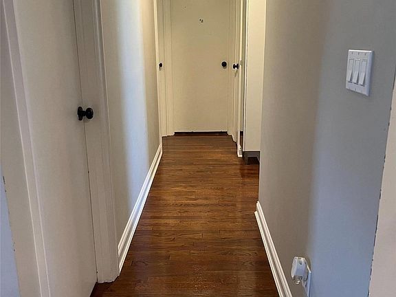 3rd image of 1 Linden Ave Floor 2