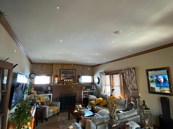 5th image of 3331 Glenside Ave
