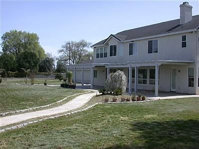 2nd image of 8489 Country Acres Ln