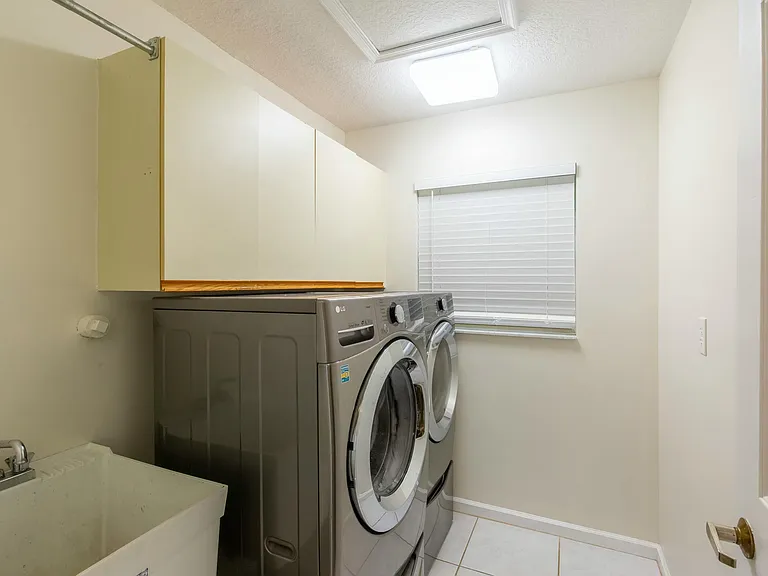 1741 Grantham Dr — Photo 22