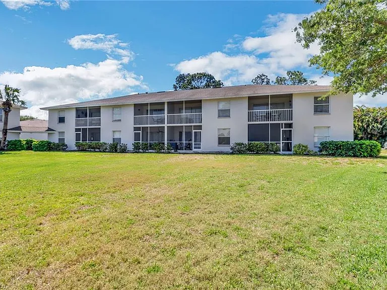 1358 Derbyshire Ct #F-201 — Photo 32