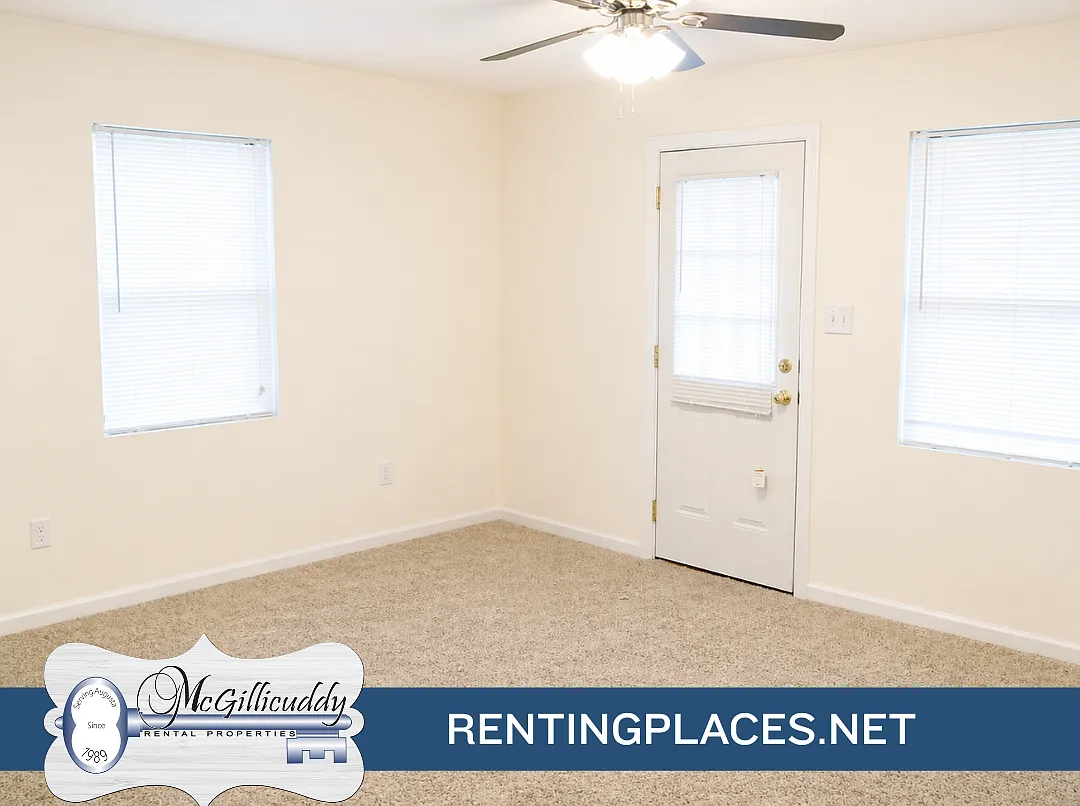 3 bed, 816 sqft, $1,195 — Photo 3
