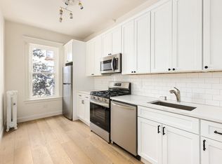 658 E 31st St FLOOR 2, Brooklyn, NY 11210