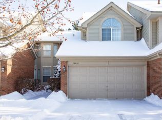 18641 Hilltop Ln, Riverview, MI 48193