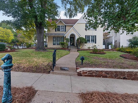 4th image of 145 Rowland Pl