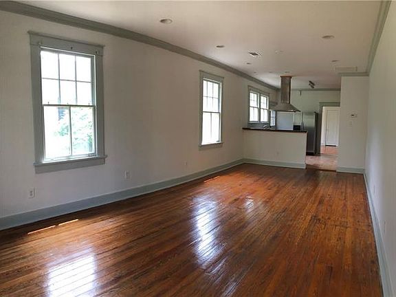 3rd image of 4706 Lafaye St