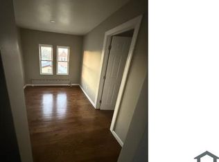 562 Beach 68th St FLOOR 2, Arverne, NY