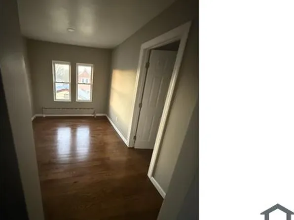 563 Beach 68th St #2, Arverne, NY 11692