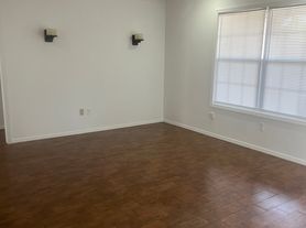63001 E 285 Ct, Grove, OK