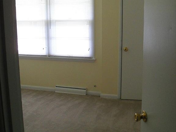5th image of 2609 W Scenic Dr