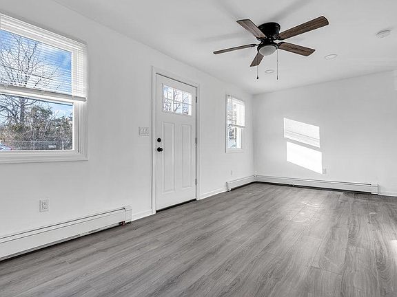 4th image of 24 Highland Ave