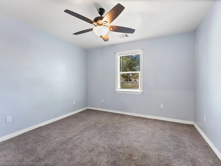 802 S Tennessee St — Photo 10