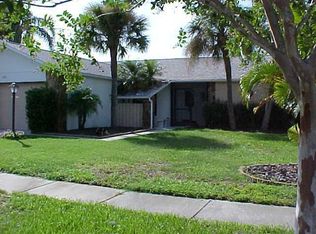 6908 Easton Ct, Sarasota, FL 34238