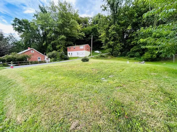 508 Pearl Ave, Marion, VA 24354