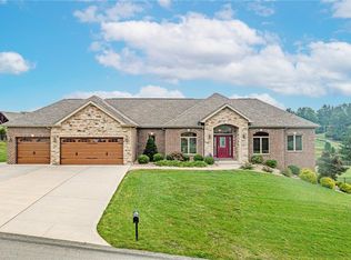 7377 Natalie Ln, North Huntingdon, PA 15642