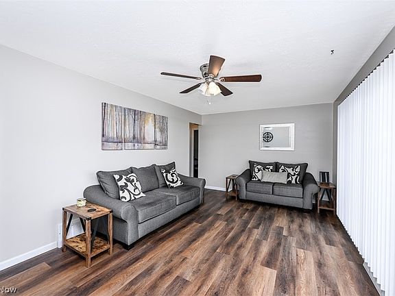 5th image of 6065 Mercer Dr