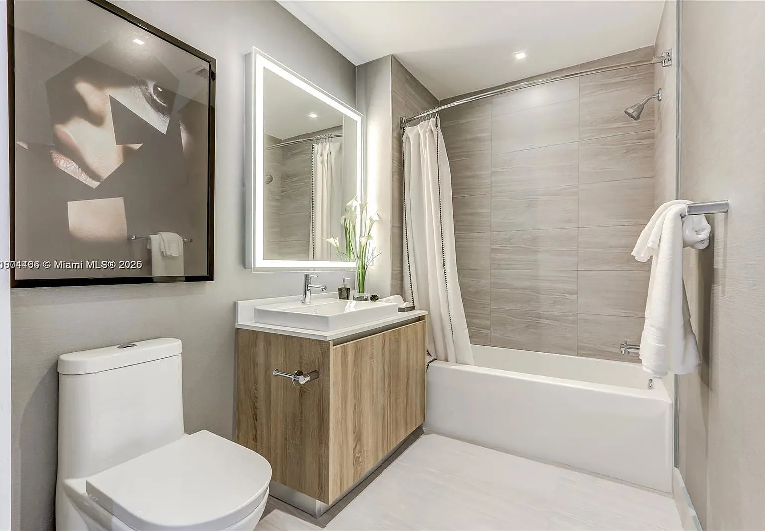 2 bed, 2.0 bath, 1095 sqft, $4,550 — Photo 4