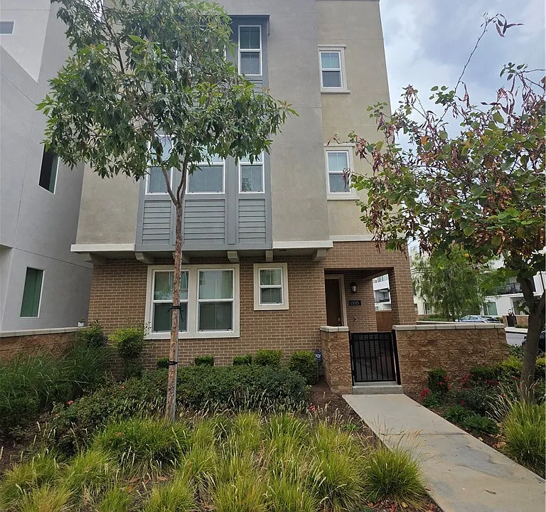 11015 Deckhouse Dr