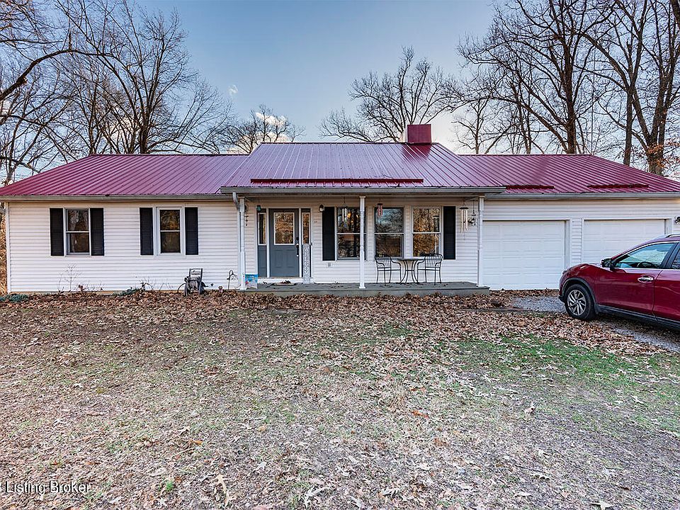 1st image of 313 Oakwood Cir