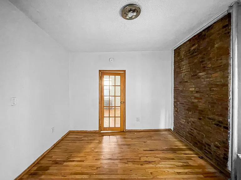 1726 Amsterdam Ave #4B — Photo 11