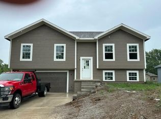 220 S Devin St, Lone Jack, MO 64070