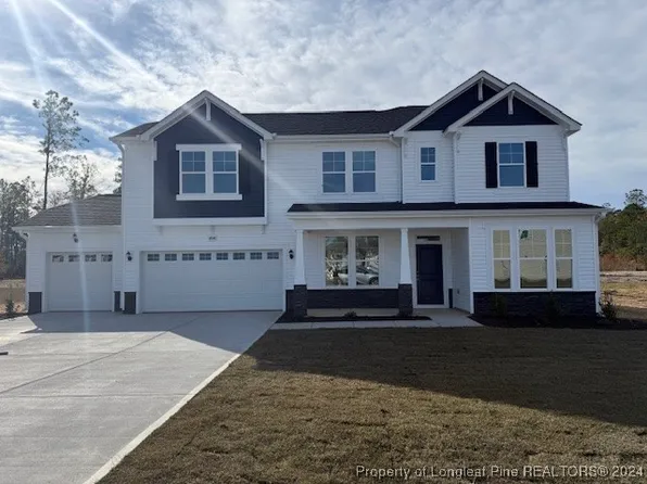 4040 Leighton Ln, Fayetteville, NC 28312