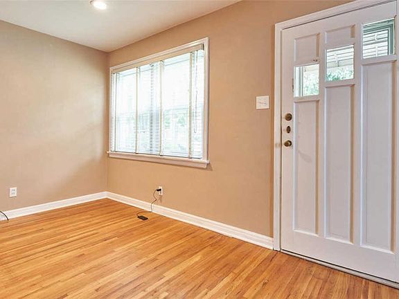 5th image of 4312 Koeln Ave
