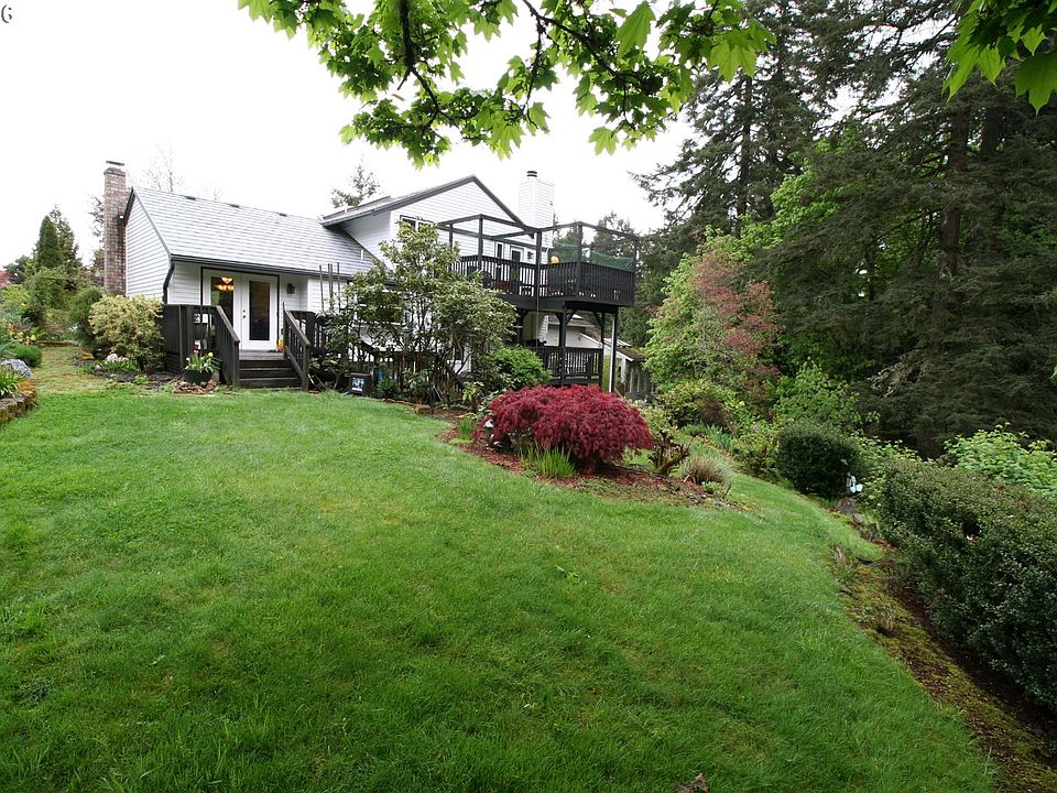 2nd image of 8464 SW 184th Loop