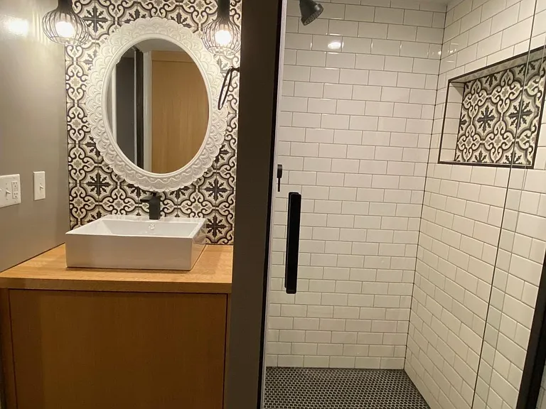 Bathroom - Downstairs