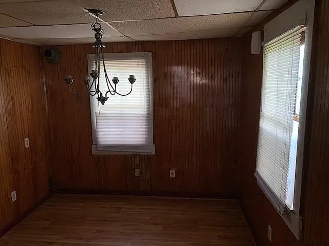 1969 Beech Ave — Photo 2