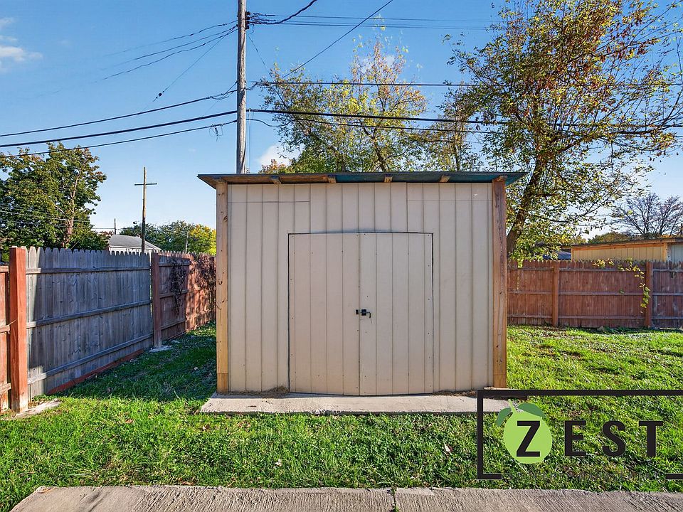 256 N Walnut St, photo 18