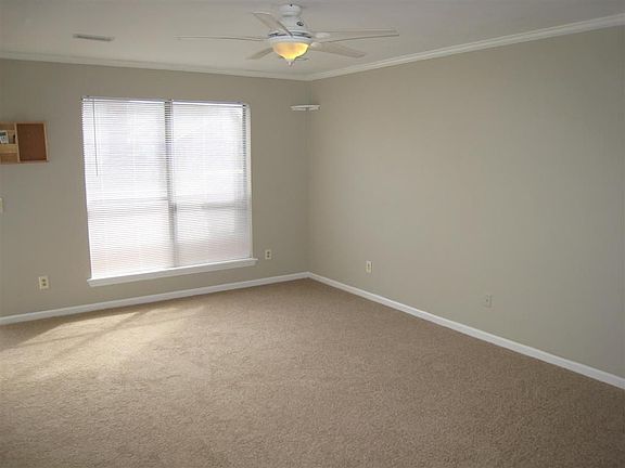 2nd image of 35 Upton Ct