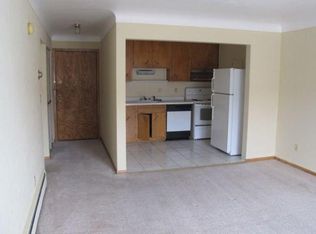 160 Elmer St, Saint Paul, MN 55113