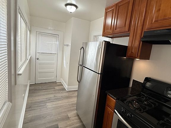 2nd image of 3509 Griffin Ave