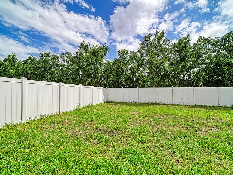 4650 Woodbrook Dr #1 — Photo 22
