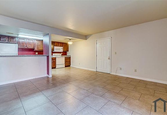 3rd image of 5273 Indian River Dr Unit 261