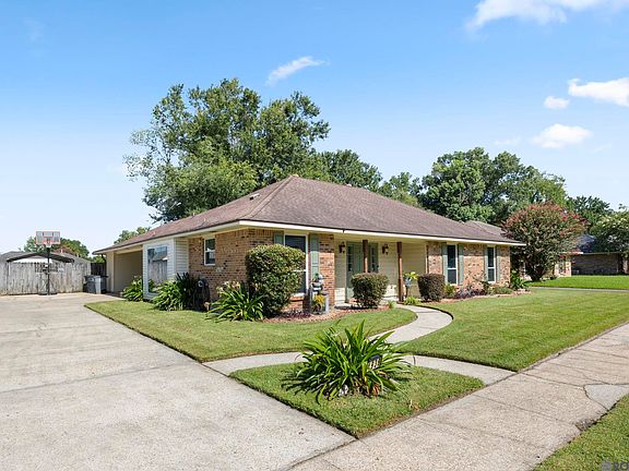 2nd image of 1936 E Marsden Pl