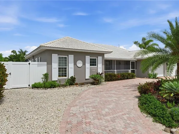 813 N Barfield DR, MARCO ISLAND, FL 34145