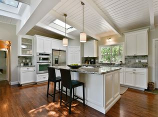 460 Summit Rd, Walnut Creek, CA 94598