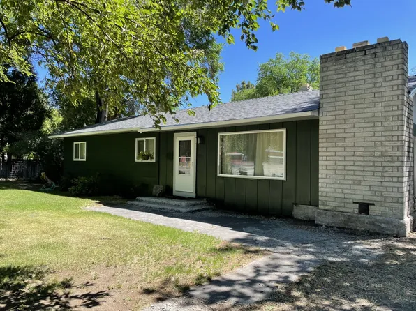 781 High St, Cedarville, CA 96104