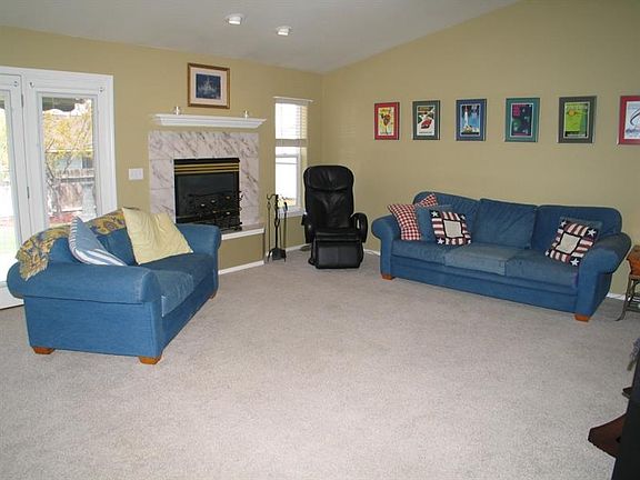 2nd image of 2691 Paintbrush Dr