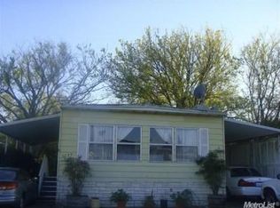 5724 Clearwater Dr, Sacramento, CA 95841