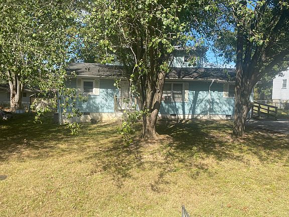 4th image of 6305 Stockton Dr
