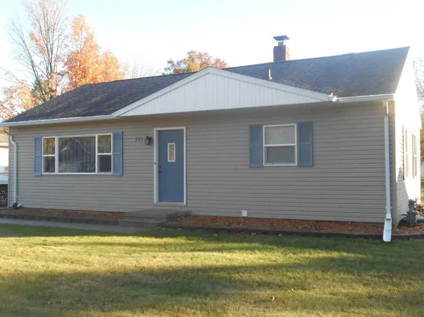309 W Sycamore St, Abbotsford, WI 54405
