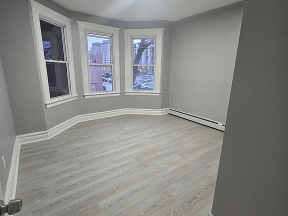 3rd image of 11 Linden Ave #B2