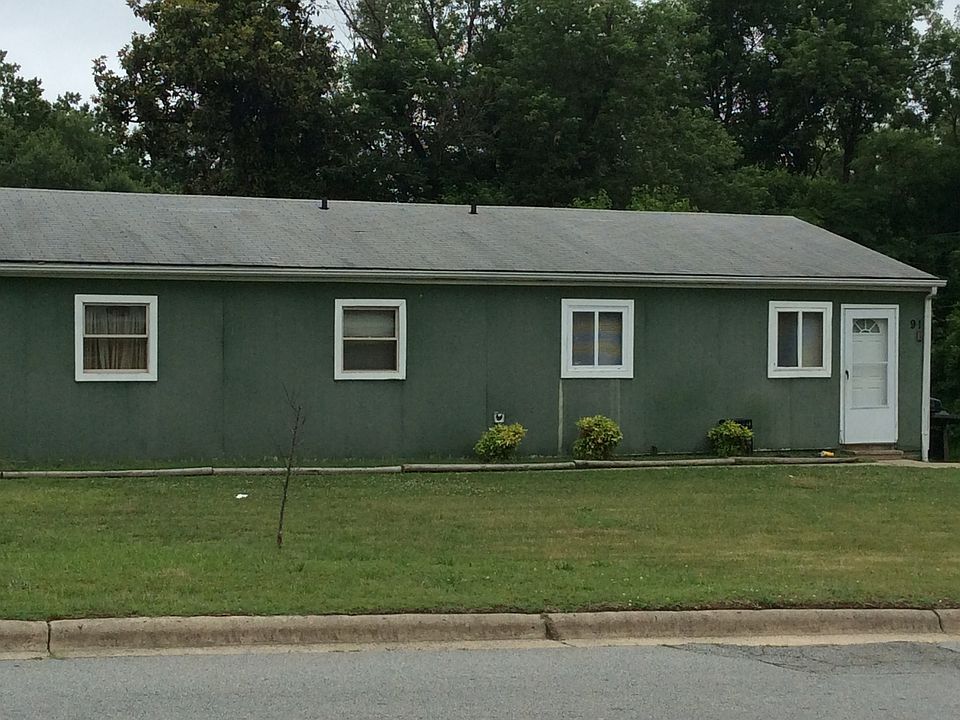 1st image of 917-B Richland St