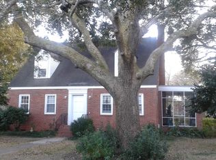 557 Elizabeth Ln W, Charleston, SC 29407