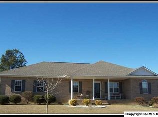 60 Peace Dr, Albertville, AL 35950
