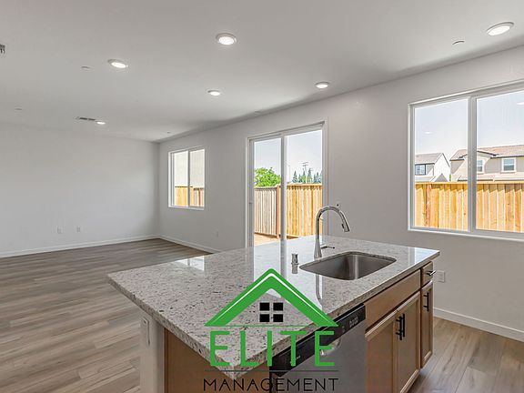 5th image of 5272 Senesta Cir