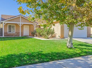 45641 Barham Ave, Lancaster, CA 93534